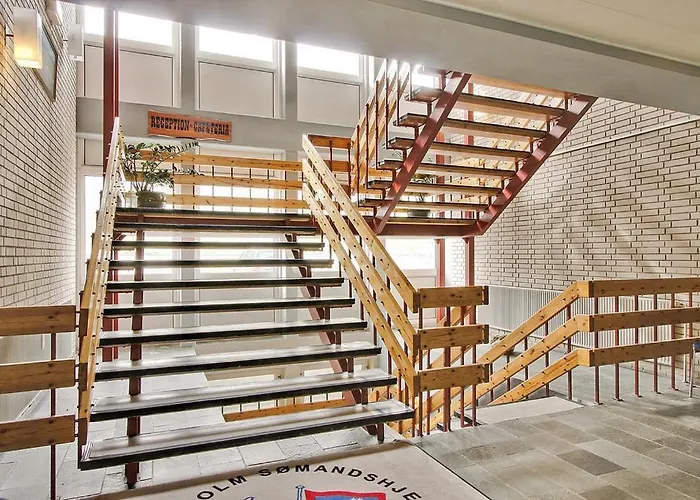 Harbour Hotel 3*